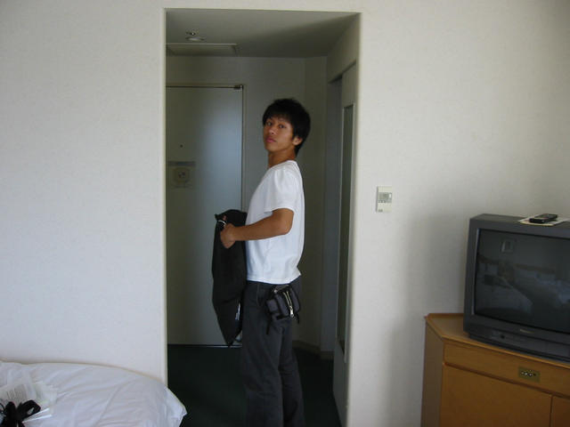 20030909_133701-00-kojima