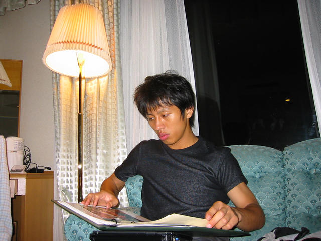 20030910_233528-00-kojima