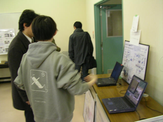 20040315_113235-00-j2