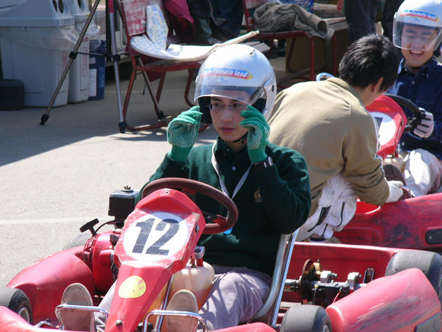 20040327_123754-00-pn