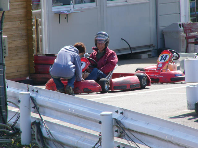 20040327_140426-02-pn