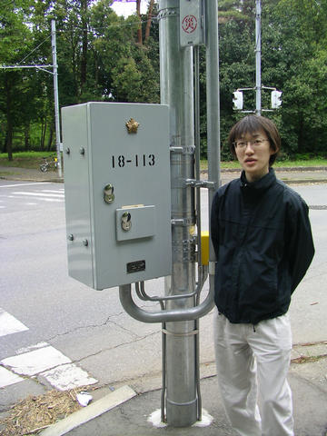 20040506_150145-00-j2