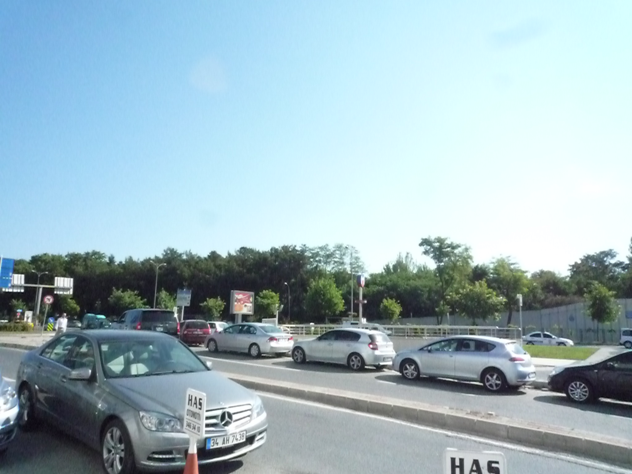 20100827100708--P1320656-fx37